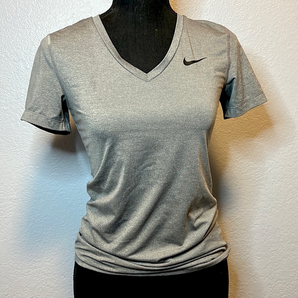 grey v-cut short sleeve nike dri-fit workout shirt